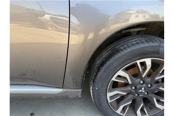 Recambio de aleta delantero derecha para mitsubishi outlander (gf0/gg0) 2.0 phev kaiteki 4wd (gg2w) referencia OEM IAM 5220L110 