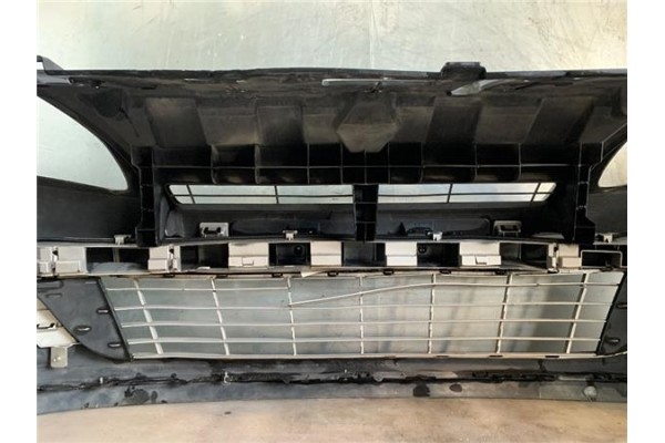 Recambio de paragolpes delantero para renault grand scénic iii (jz0/1_) 1.5 dci referencia OEM IAM 620222226R  