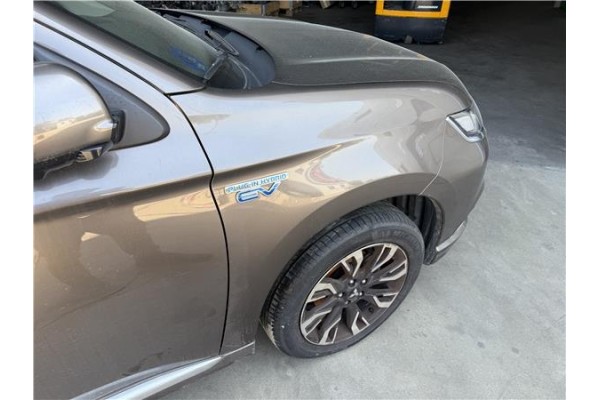 Recambio de aleta delantero derecha para mitsubishi outlander (gf0/gg0) 2.0 phev kaiteki 4wd (gg2w) referencia OEM IAM 5220L110 