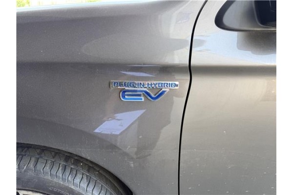 Recambio de aleta delantero izquierda para mitsubishi outlander (gf0/gg0) 2.0 phev kaiteki 4wd (gg2w) referencia OEM IAM 5220L10