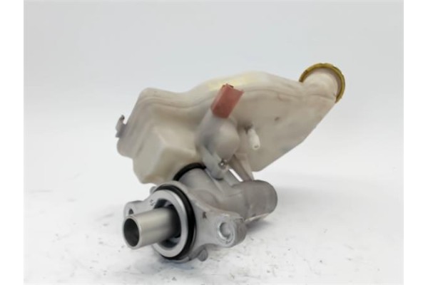 Recambio de bomba freno para peugeot 208 1.4 active referencia OEM IAM 32069745  