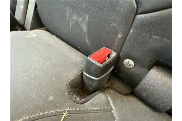 Recambio de anclaje cinturon trasero derecho para mitsubishi outlander (gf0/gg0) 2.0 phev kaiteki 4wd (gg2w) referencia OEM IAM 