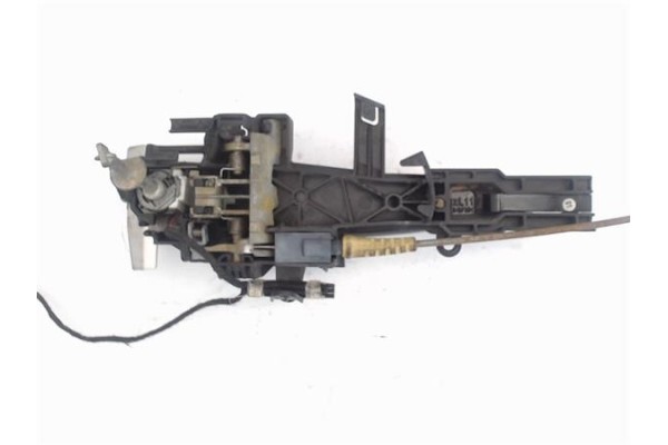 Recambio de maneta exterior delantero izquierda para bmw serie 1 berlina (e81/e87) 2.0 120d referencia OEM IAM 51217200935 51217