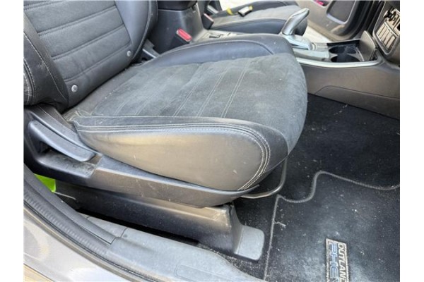 Recambio de asiento delantero derecho para mitsubishi outlander (gf0/gg0) 2.0 phev kaiteki 4wd (gg2w) referencia OEM IAM 6901D03