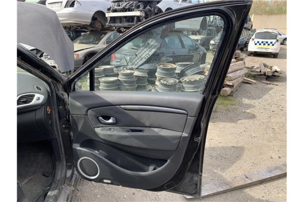 Recambio de puerta delantero derecha para renault grand scénic iii (jz0/1_) 1.5 dci referencia OEM IAM 801008349R  