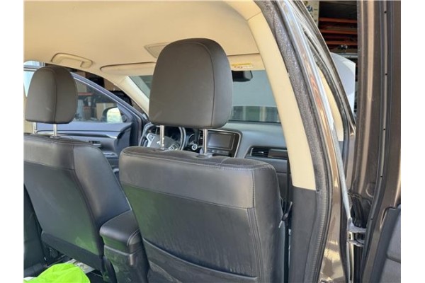 Recambio de asiento delantero derecho para mitsubishi outlander (gf0/gg0) 2.0 phev kaiteki 4wd (gg2w) referencia OEM IAM 6901D03