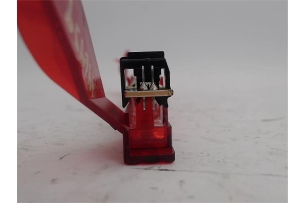 Recambio de luz central de freno para bmw serie 1 berlina (e81/e87) 2.0 120d referencia OEM IAM 63256924673 2DA00895700 