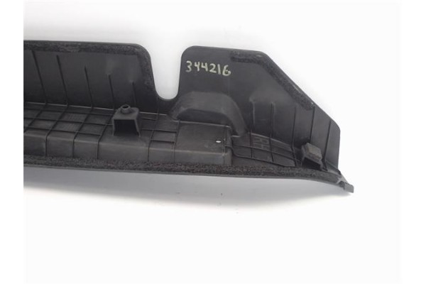 Recambio de guarnecido protector motor para kia niro () híbrido vision referencia OEM IAM 861D0AT000  