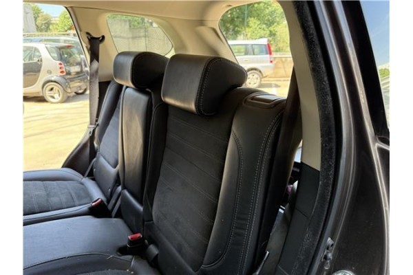Recambio de asientos traseros para mitsubishi outlander (gf0/gg0) 2.0 phev kaiteki 4wd (gg2w) referencia OEM IAM 6902C609XA  