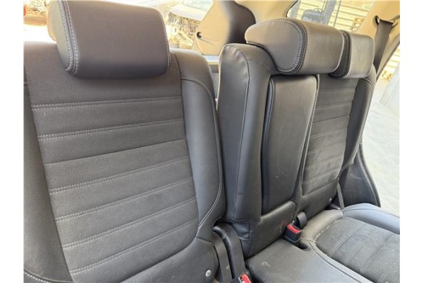 Recambio de asientos traseros para mitsubishi outlander (gf0/gg0) 2.0 phev kaiteki 4wd (gg2w) referencia OEM IAM 6902C609XA  