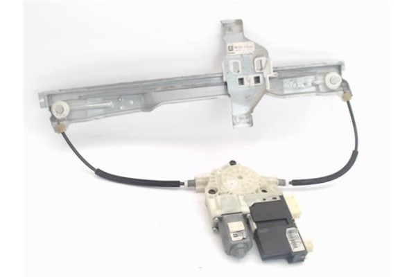 Recambio de mecanismo elevalunas delantero izquierdo para citroen c4 berlina 1.4 16v referencia OEM IAM 9657133680  