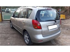 toyota corolla verso (e12) del año 2003