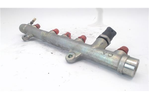 Recambio de rampa inyectora para renault megane ii ranchera familiar (km0/1_) 1.9 dci referencia OEM IAM   