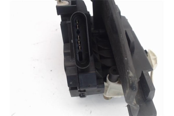 Recambio de cierre electromagnetico delantero izquierdo para ford fiesta vi 1.4 tdci referencia OEM IAM 8A6AA21813AE  