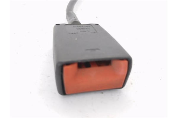 Recambio de anclaje cinturon delantero izquierdo para ligier x-too 0.5 lombardini referencia OEM IAM 33032603  