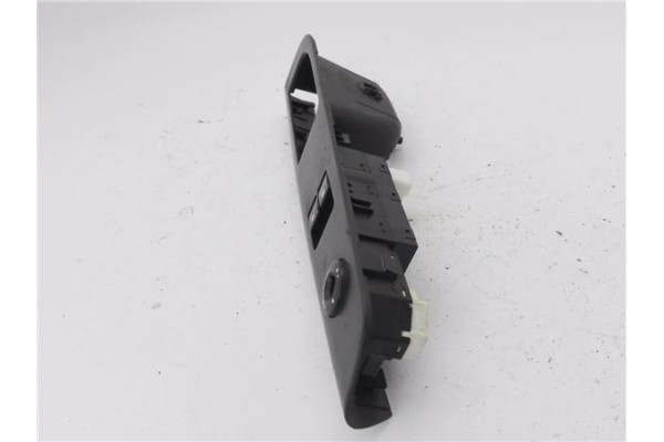 Recambio de mando elevalunas delantero izquierdo para kia ceed (ed) 1.6 concept referencia OEM IAM 369493 823511H110 