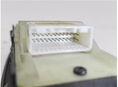 Recambio de mando elevalunas delantero izquierdo para toyota avensis berlina (t25) 2.2 d-4d executive berlina (5-ptas.) referenc