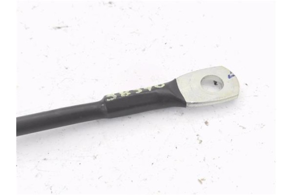 Recambio de anclaje cinturon delantero derecho para ligier x-too 0.5 lombardini referencia OEM IAM 33032603  