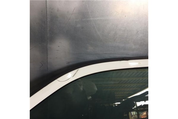 Recambio de puerta delantero izquierda para mercedes-benz clase c (bm 202) berlina 2.2 220 (202.022) referencia OEM IAM  2027203