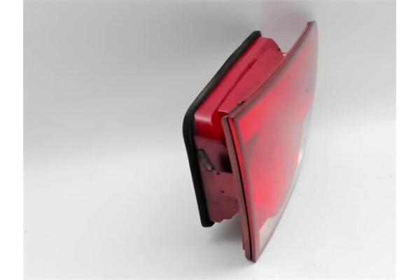 Recambio de piloto interior izquierdo para seat altea xl (5p5) 1.9 tdi referencia OEM IAM 5P8945093D  