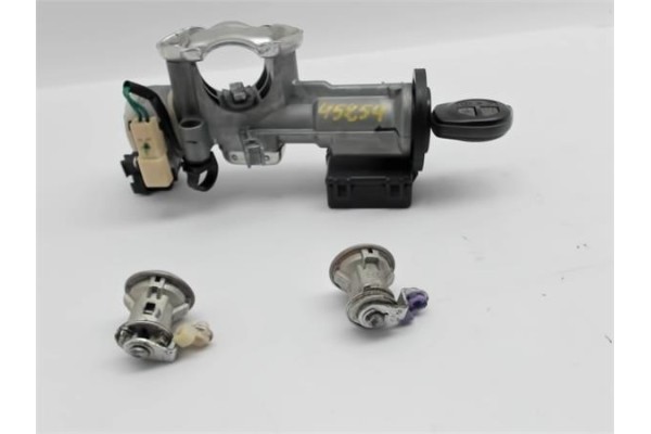 Recambio de llave para suzuki alto (amf310) 1.0 referencia OEM IAM 37145M55AD0  