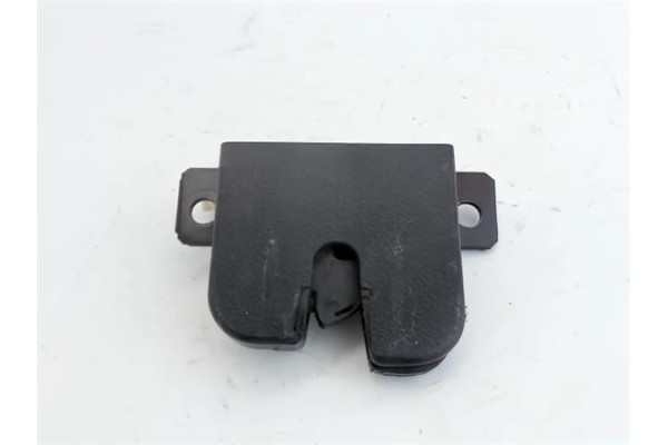 Recambio de cierre electromagnetico porton para seat ibiza (6l1) 1.9 tdi referencia OEM IAM 3B9827505  