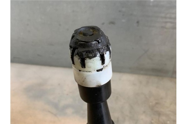 Recambio de palanca de cambio para opel meriva 1.3 cdti referencia OEM IAM 5738022  