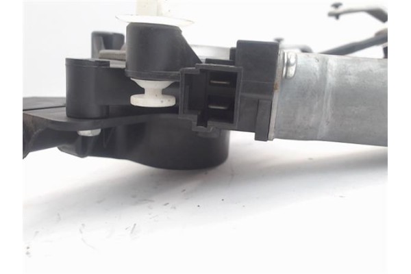 Recambio de mecanismo elevalunas delantero derecho para chrysler voyager (rg) 2.4 referencia OEM IAM EA07247  