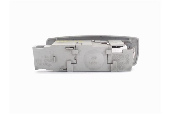 Recambio de luz trasero izquierda techo para volkswagen passat berlina (3b3) referencia OEM IAM 3B0947291  