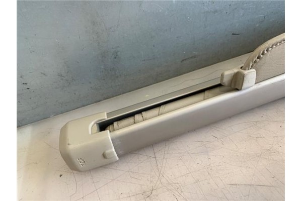 Recambio de bandeja trasero para toyota land cruiser (j12) 3.0 d-4d (kdj120) referencia OEM IAM 6491060100A0  