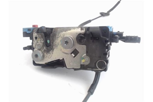 Recambio de cierre electromagnetico trasero izquierdo para peugeot 207 1.6 hdi referencia OEM IAM   