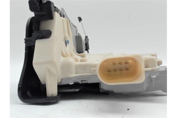 Recambio de cierre electromagnetico delantero derecho para seat altea xl (5p5) 1.9 tdi referencia OEM IAM 1P1837016  1P1837016B 