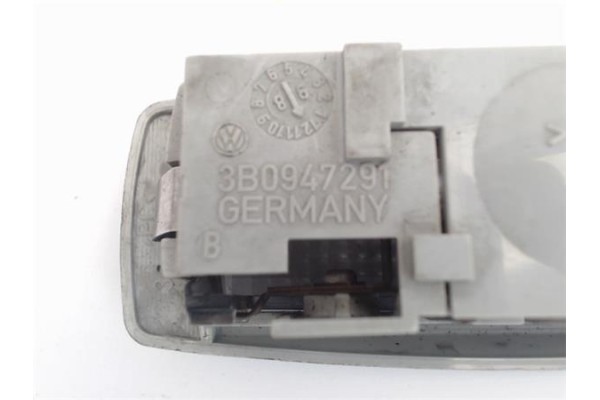 Recambio de luz trasero izquierda techo para volkswagen passat berlina (3b3) referencia OEM IAM 3B0947291  
