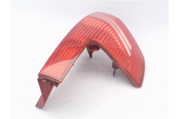Recambio de piloto trasero izquierdo para citroen c4 berlina 1.6 hdi referencia OEM IAM 9655864080  