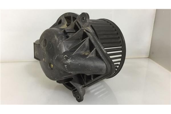 Recambio de motor calefaccion para renault megane i grandtour (ka0/1_) 1.9 dci (ka05, ka1f) referencia OEM IAM 7701046058  