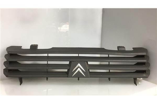 Recambio de rejilla capo para citroen c 15 1.8 d referencia OEM IAM 9612999177  