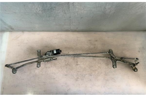Recambio de brazo limpiaparabrisas delantero para mercedes-benz vito furgón (639) 2.1 111cdi referencia OEM IAM   