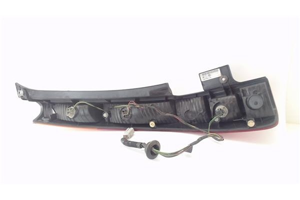 Recambio de piloto trasero derecho para honda cr-v (rd8) referencia OEM IAM 3350ASCAG000  