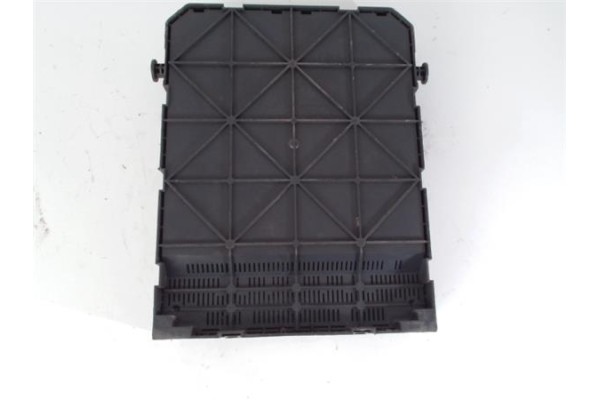 Recambio de caja reles para peugeot 308 1.6 gt referencia OEM IAM 9663798180 2004P0200 