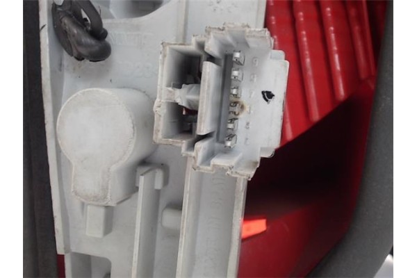Recambio de piloto trasero derecho para renault modus i 1.5 dci (fp0d, jp0d) referencia OEM IAM 8200538785 60070712A1 8200212204