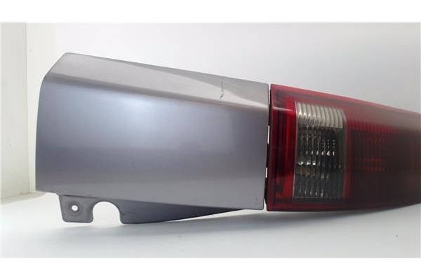 Recambio de piloto trasero izquierdo para opel meriva 1.3 cdti referencia OEM IAM 13203393  
