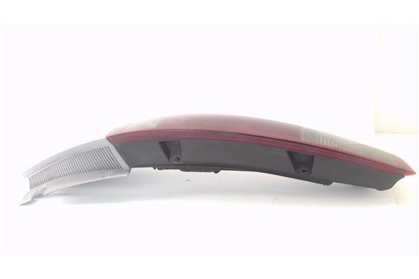 Recambio de piloto trasero izquierdo para opel meriva 1.3 cdti referencia OEM IAM 13203393  
