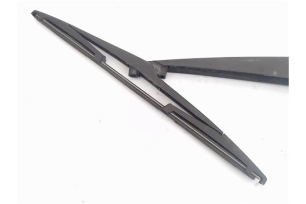 Recambio de brazo limpiaparabrisas trasero para citroen c4 berlina 1.4 16v referencia OEM IAM 6429X8  