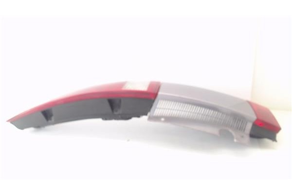 Recambio de piloto trasero derecho para opel meriva 1.3 cdti referencia OEM IAM 13130028  