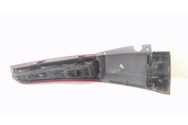 Recambio de piloto trasero derecho para opel meriva 1.3 cdti referencia OEM IAM 13130028  