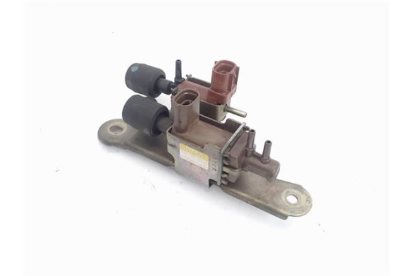 Recambio de electrovalvula turbo para toyota avensis berlina (t22) 2.0 td (ct220_) referencia OEM IAM 2586064140  
