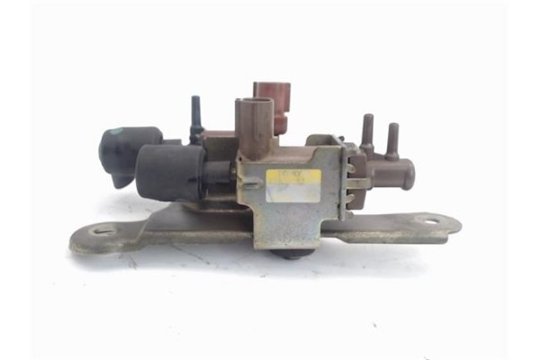 Recambio de electrovalvula turbo para toyota avensis berlina (t22) 2.0 td (ct220_) referencia OEM IAM 2586064140  