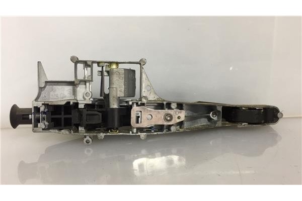 Recambio de maneta exterior trasero izquierda para citroen c4 grand picasso 1.8 i 16v referencia OEM IAM 9680503580  
