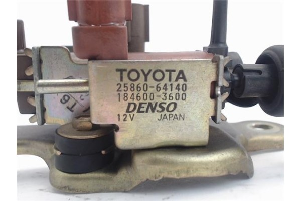 Recambio de electrovalvula turbo para toyota avensis berlina (t22) 2.0 td (ct220_) referencia OEM IAM 2586064140  