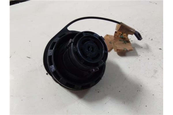 Recambio de tapon combustible para kia carens (rs) 1.8 i referencia OEM IAM   
